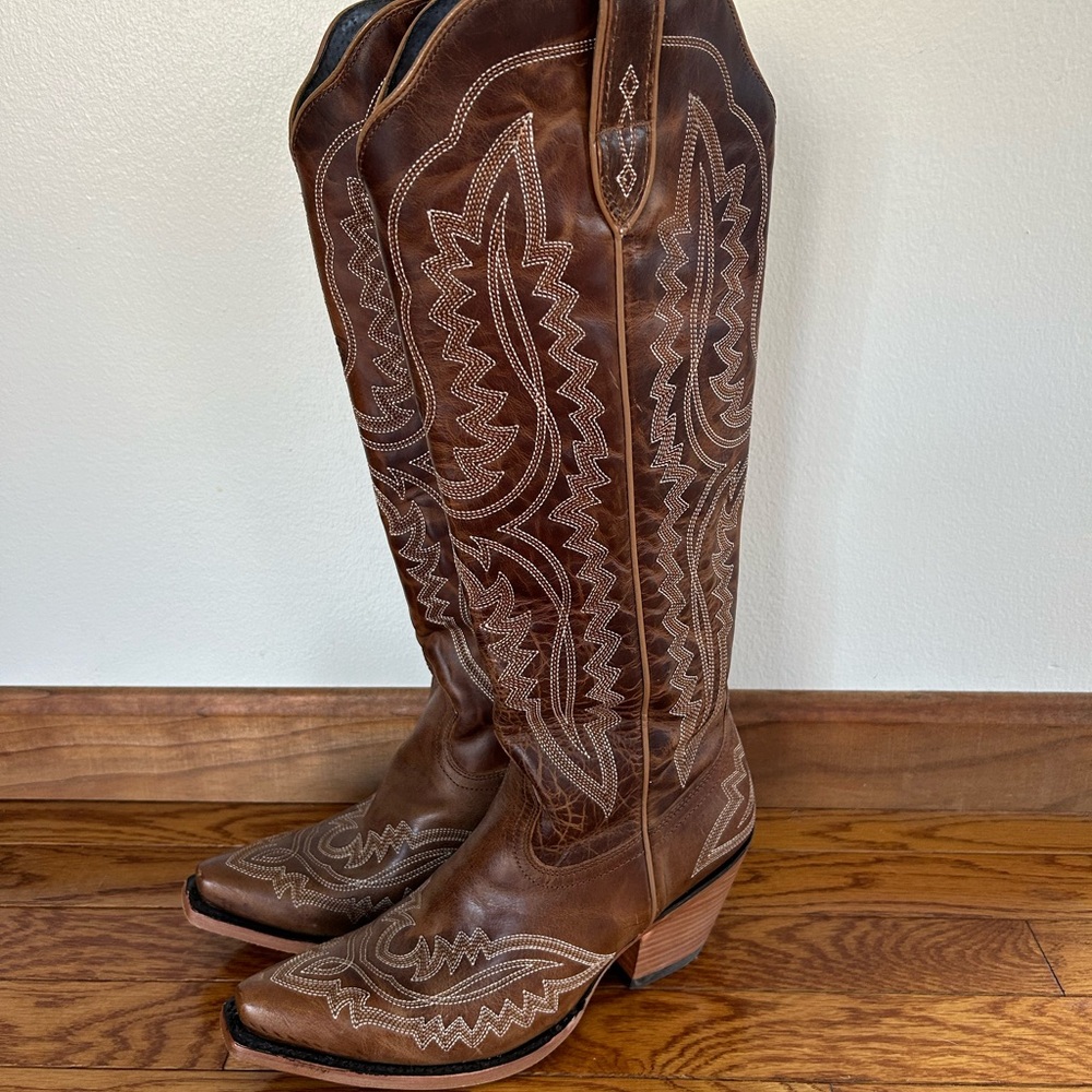 Ariat Casanova Women’s Boots